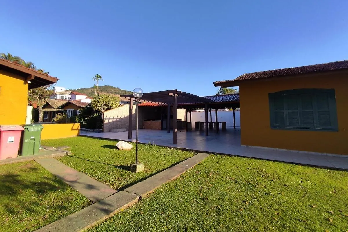 Casa Em Lindo Condominio Na Praia De Ponta Das Canas Florianópolis 度假居